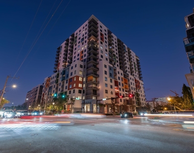600 N Andrews Avenue - Photo Thumbnail 58
