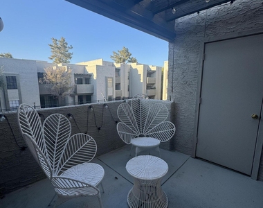8020 E Thomas Road - Photo Thumbnail 12