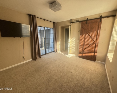 8020 E Thomas Road - Photo Thumbnail 11