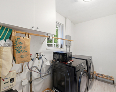 1208 N 31st Avenue - Photo Thumbnail 22