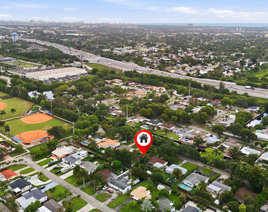 1208 N 31st Avenue - Photo Thumbnail 32