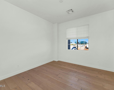 4438 N 27th Street - Photo Thumbnail 14