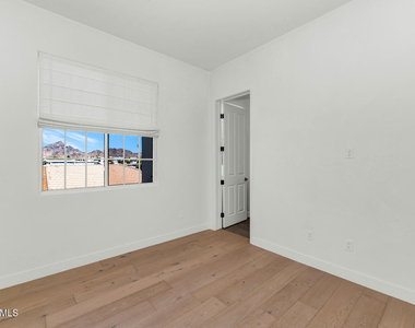 4438 N 27th Street - Photo Thumbnail 15