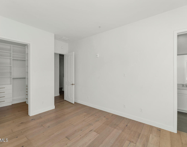 4438 N 27th Street - Photo Thumbnail 11