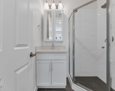 4438 N 27th Street - Photo Thumbnail 20