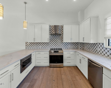 4438 N 27th Street - Photo Thumbnail 7