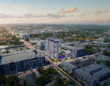 600 N Andrews Avenue - Photo Thumbnail 6