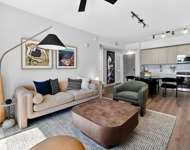 600 N Andrews Avenue - Photo Thumbnail 45