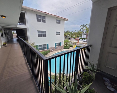 5630 Ne 18th Avenue - Photo Thumbnail 12