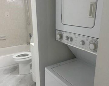 5570 Nw 44th Street - Photo Thumbnail 2