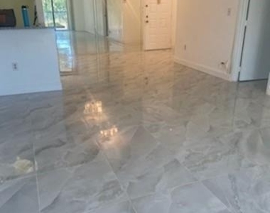 5570 Nw 44th Street - Photo Thumbnail 4