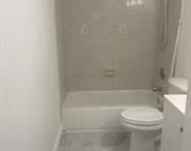 5570 Nw 44th Street - Photo Thumbnail 9