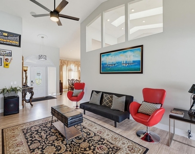 1619 Wiltshire Village Drive - Photo Thumbnail 14