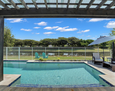 1070 Bluewood Terrace - Photo Thumbnail 50