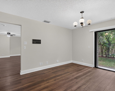 587 Nw 38th Avenue - Photo Thumbnail 14