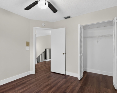 587 Nw 38th Avenue - Photo Thumbnail 24