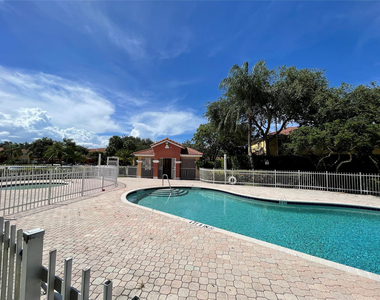 10348 Sw 20th Street - Photo Thumbnail 16