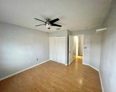 10348 Sw 20th Street - Photo Thumbnail 11