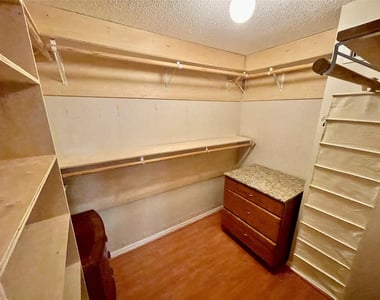 10348 Sw 20th Street - Photo Thumbnail 7