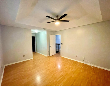 10348 Sw 20th Street - Photo Thumbnail 6