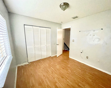 10348 Sw 20th Street - Photo Thumbnail 9