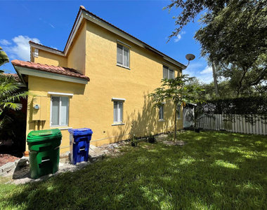 10348 Sw 20th Street - Photo Thumbnail 15