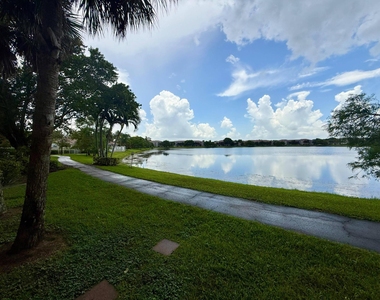 5065 Wiles Road - Photo Thumbnail 15