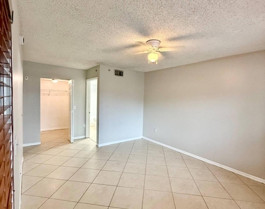 5065 Wiles Road - Photo Thumbnail 6