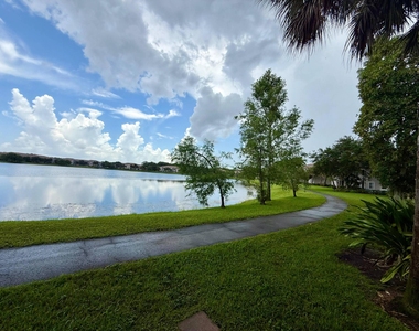 5065 Wiles Road - Photo Thumbnail 9