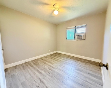 809 2nd Street - Photo Thumbnail 7