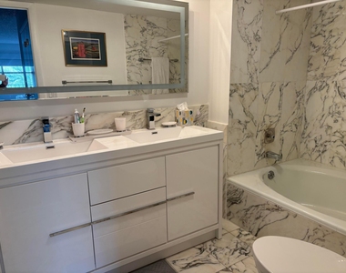 4900 N Ocean Boulevard - Photo Thumbnail 15