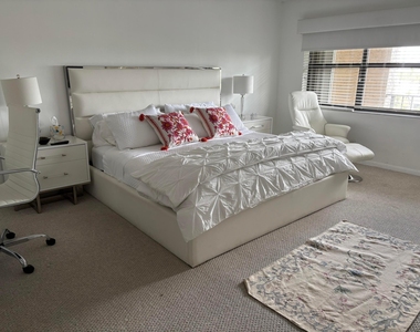 4900 N Ocean Boulevard - Photo Thumbnail 16