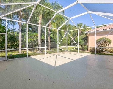 256 San Remo Drive - Photo Thumbnail 15