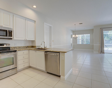 256 San Remo Drive - Photo Thumbnail 2