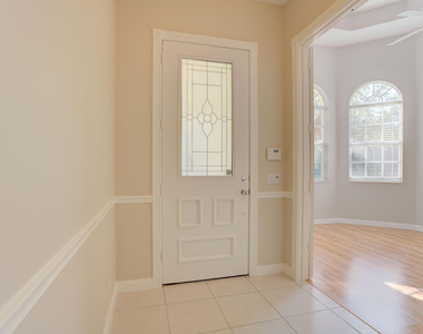 256 San Remo Drive - Photo Thumbnail 21