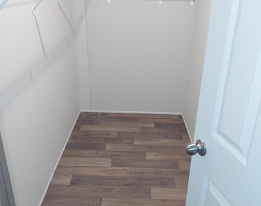 506 Se San Jose Street - Photo Thumbnail 4