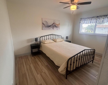 2950 Se Ocean Boulevard - Photo Thumbnail 20