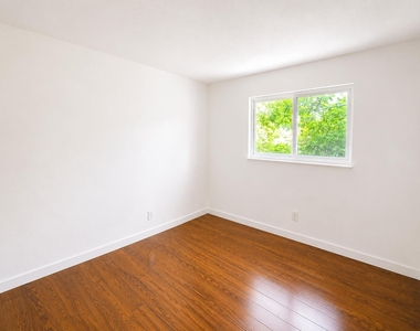 5728 5728 Blueberry Ct, Unit #38 Circle - Photo Thumbnail 20