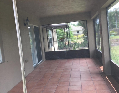 1862 Sw Grant Avenue - Photo Thumbnail 11