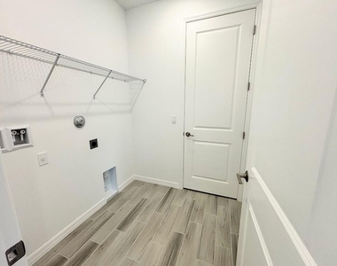 9299 Sw Lorenzo Way - Photo Thumbnail 17