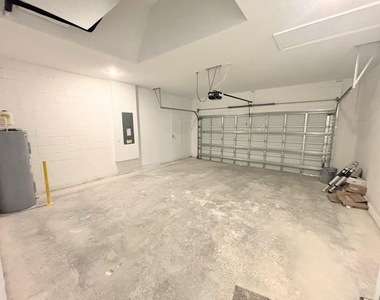 9299 Sw Lorenzo Way - Photo Thumbnail 7