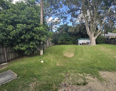 1220 Kent Street - Photo Thumbnail 2
