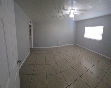 1220 Kent Street - Photo Thumbnail 8