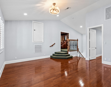 17550 Circle Pond Court - Photo Thumbnail 45