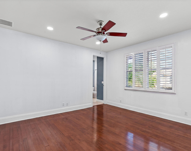17550 Circle Pond Court - Photo Thumbnail 48