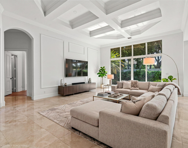17550 Circle Pond Court - Photo Thumbnail 8