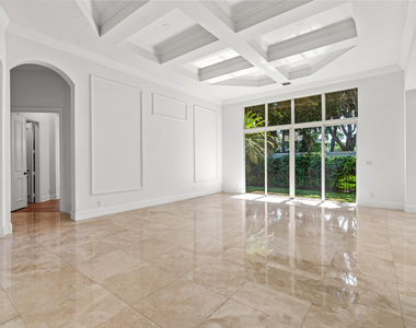 17550 Circle Pond Court - Photo Thumbnail 9