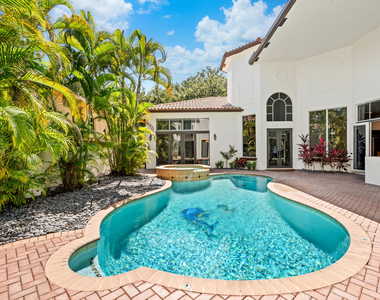 17550 Circle Pond Court - Photo Thumbnail 6