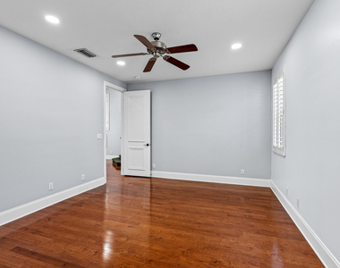 17550 Circle Pond Court - Photo Thumbnail 51