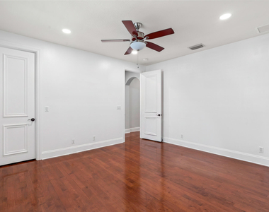17550 Circle Pond Court - Photo Thumbnail 49